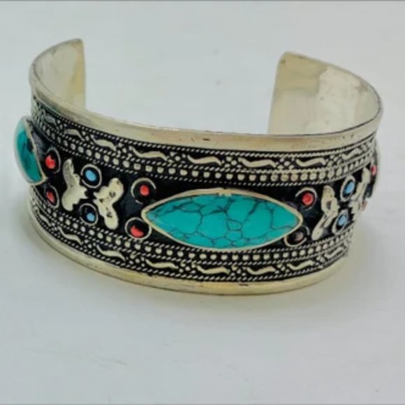 Single Kuchi Tribal Cuff Bracelet: Red Stone Boho Jewelry - Picture 3 of 9